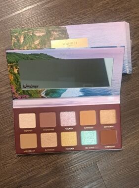 Wander Beauty Wanderess Escape Eyeshadow Palette Rose Gold, Teal & Warm Neutrals